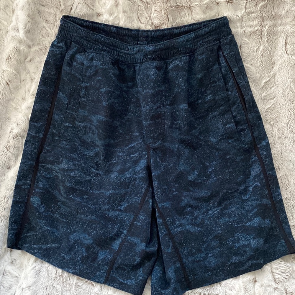 Men’s Lululemon Shorts, Built In Liner